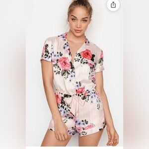 Victoria's Secret Floral Pijama Jomper Size Small New